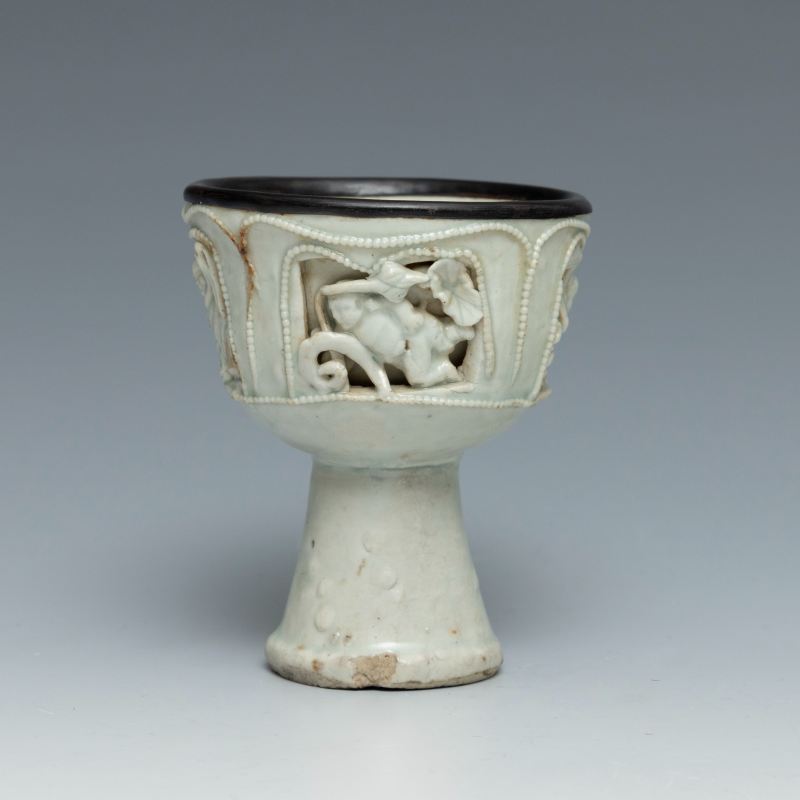 A Qingbai stem cup - 图4