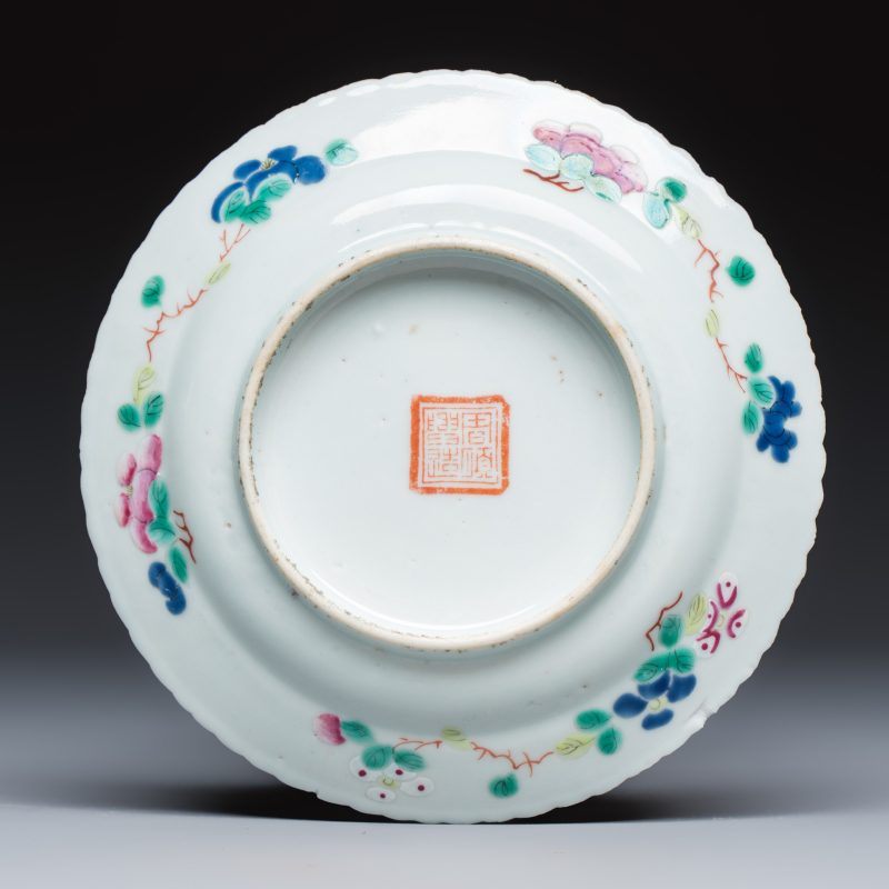 16 Chinese famille rose wares for the Straits or Peranakan market - 图13