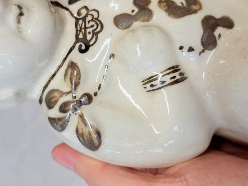 A Chinese Cizhou figure of a seated boy - 图13