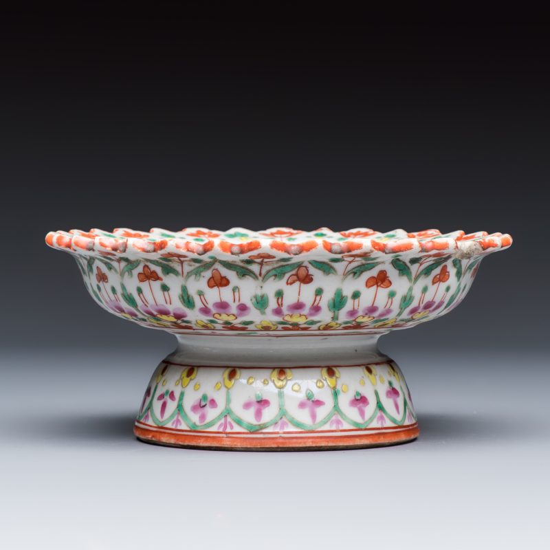 A group of nine Chinese Bencharong wares for the Thai market - 图8