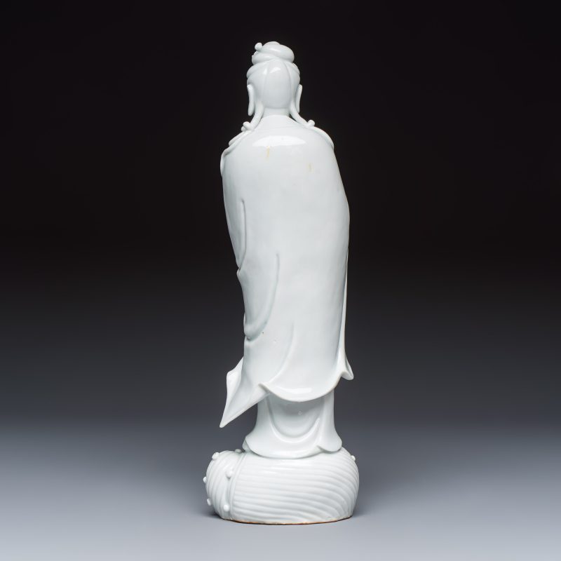 A Chinese Dehua blanc de Chine figure of Guanyin - 图4