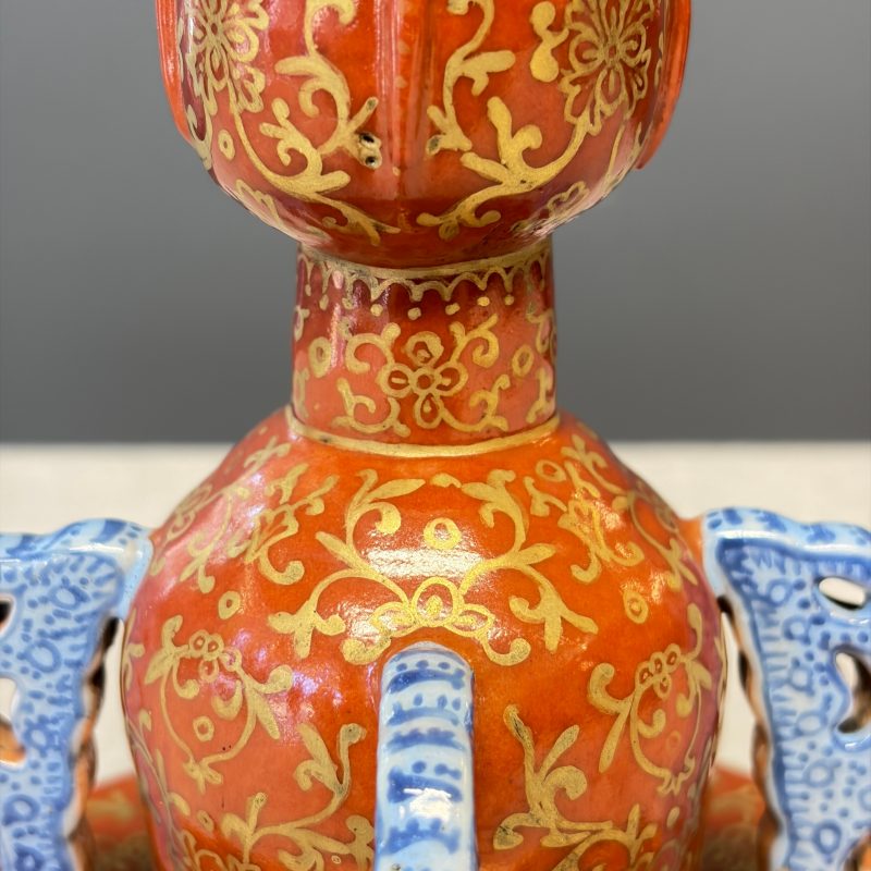 A Chinese famille rose stand, later mounted as lamp - 图12