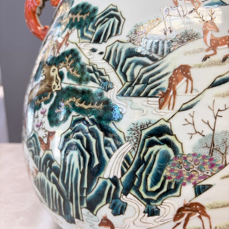 A large Chinese famille rose '100 deer' 'hu' vase - 图28
