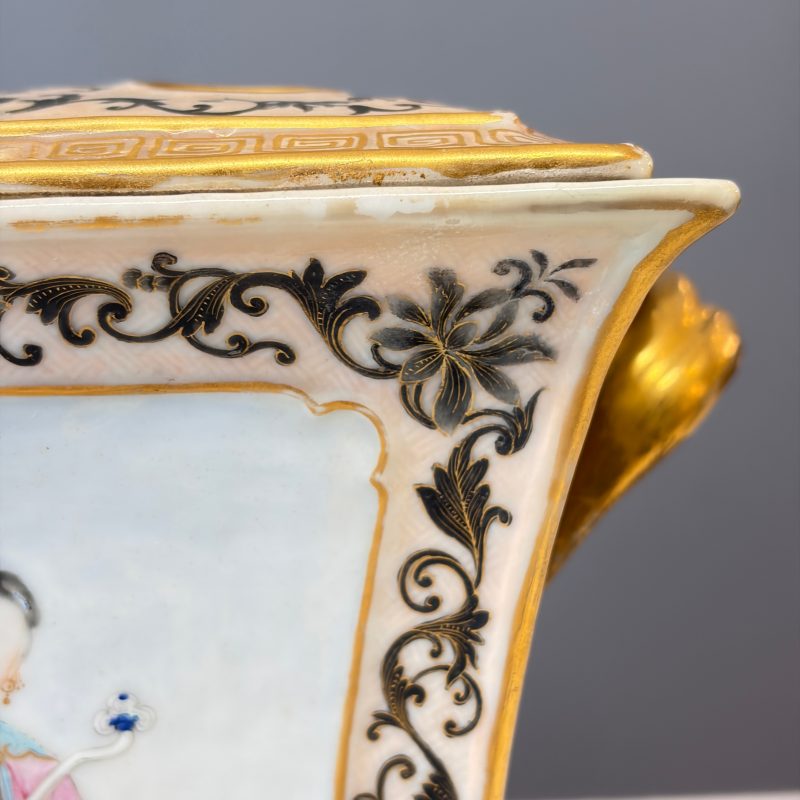A pair of extremely rare Chinese Canton famille rose bough pots - 图56