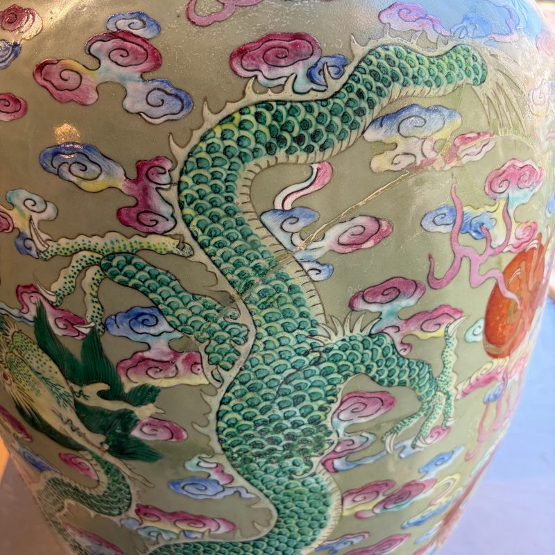 A large Chinese famille rose celadon-ground 'Dragon' vase - 图20