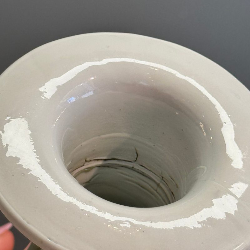 A Chinese celadon-glazed incised 'Yuhuchunping' vase with lotus scroll design - 图15