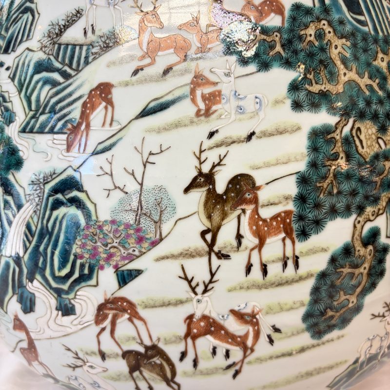 A large Chinese famille rose '100 deer' 'hu' vase - 图29