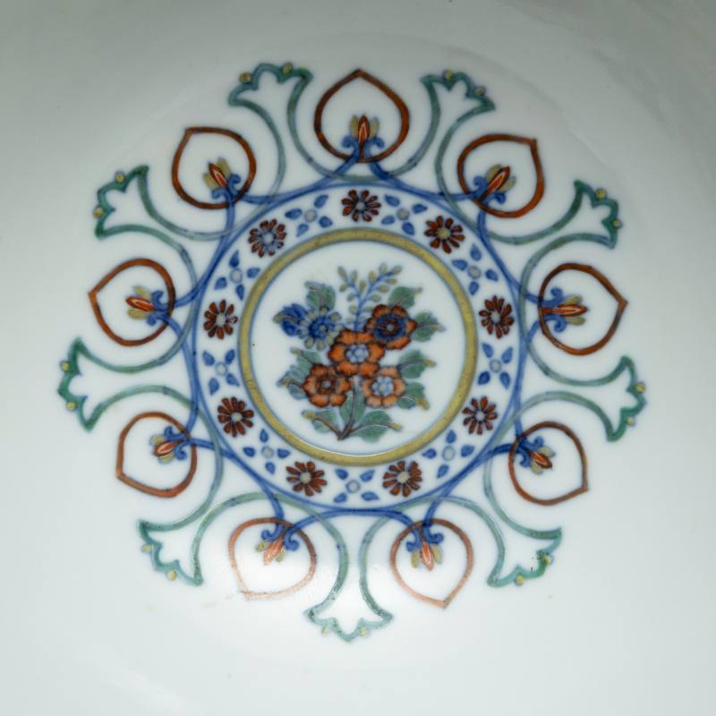 A fine doucai 'floral' bowl, Qianlong mark and of the period (1736-1795) - 图6