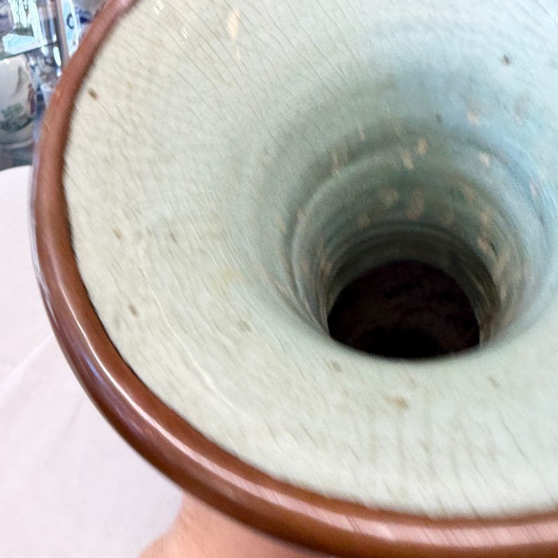 A Chinese Longquan celadon-glazed incised 'Peony' yenyen vase - 图27