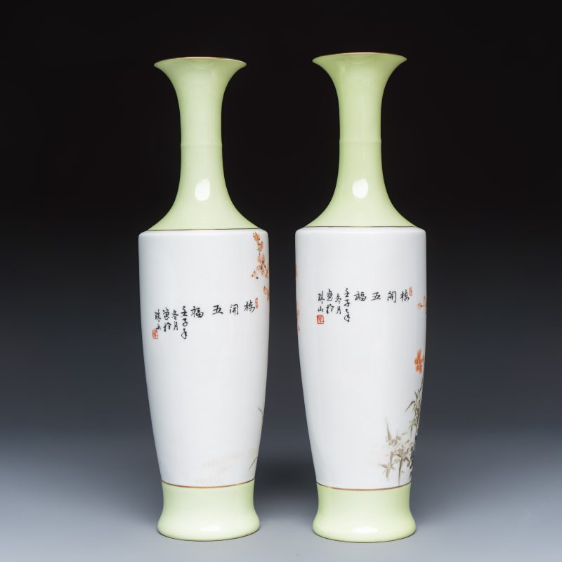 A pair of Chinese polychrome semi-eggshell 'birds among blossoming plum branches' vases - 图4
