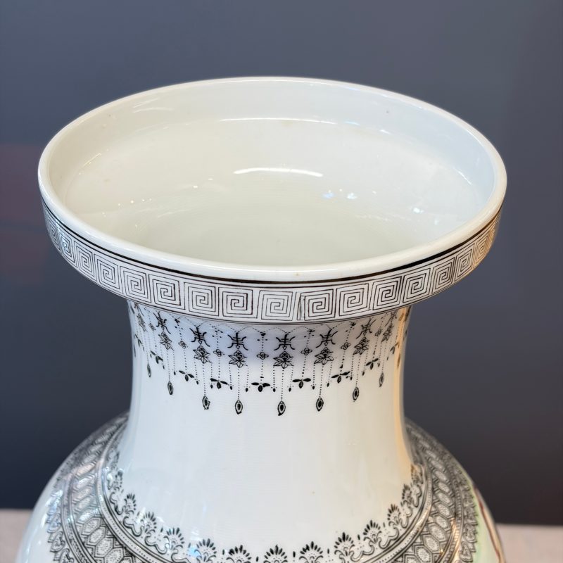 金田起義 | A Chinese polychrome-decorated ‘Jintian Uprising 金田起義’ vase - 图11