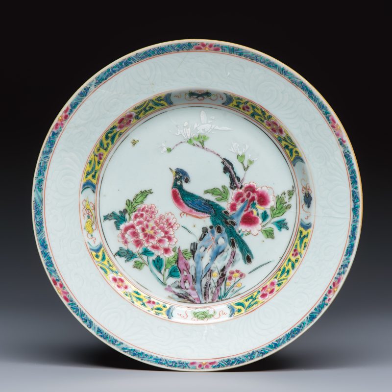Two pairs of Chinese famille rose plates - 图4