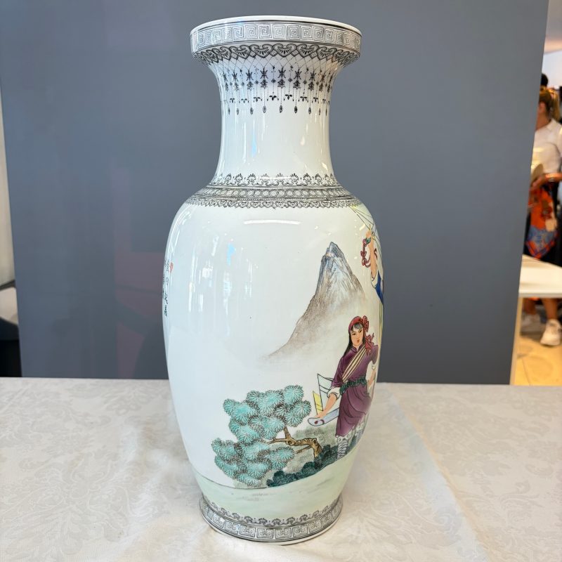 金田起義 | A Chinese polychrome-decorated ‘Jintian Uprising 金田起義’ vase - 图10