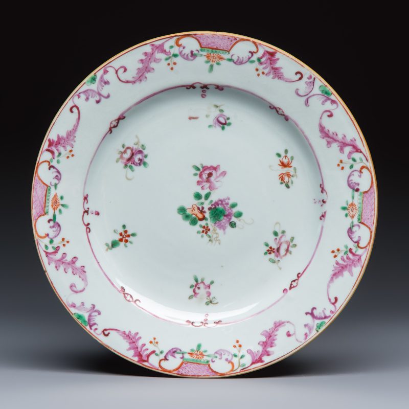 Two pairs of Chinese famille rose plates - 图8