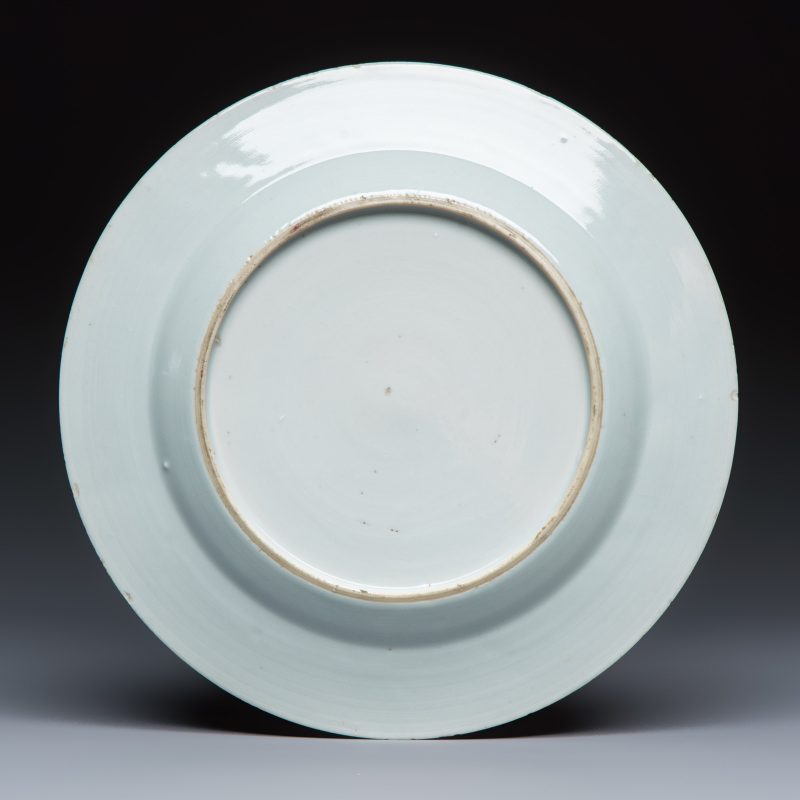 Two pairs of Chinese famille rose plates - 图9