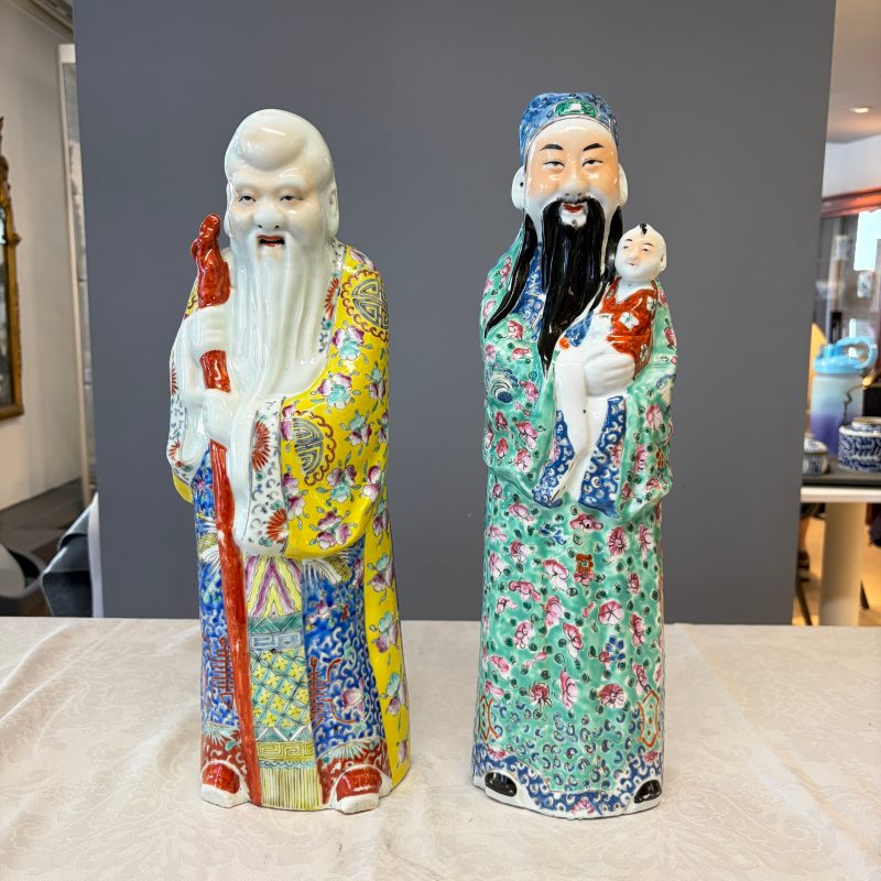 Two Chinese famille rose figures of star gods - 图8