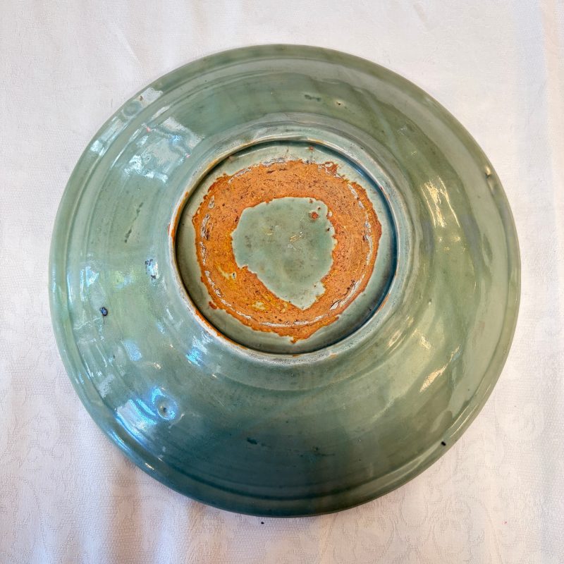 A Chinese Longquan celadon dish with incised floral design - 图11