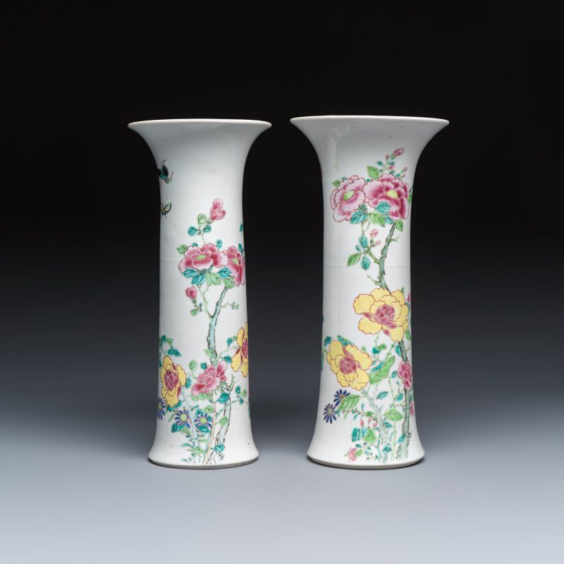 A Chinese famille rose four-piece garniture with floral design - 图2
