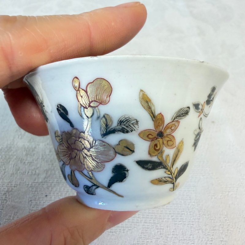 A set of six Chinese silver and gilt-decorated 'Pheasants Among Flowering Branches' tea bowls and saucers - 图45