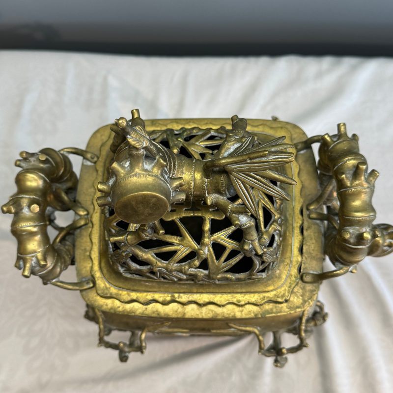 A Vietnamese bronze covered censer and stand - 图28
