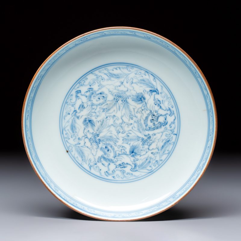 A Chinese blue and white pencil-style 'Buddhist Lions' plate