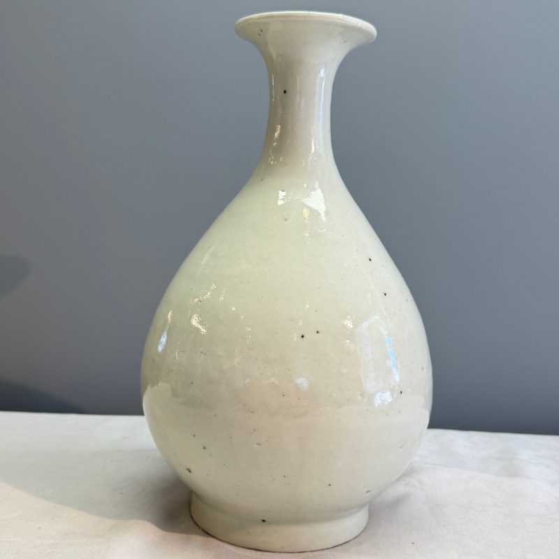 A Chinese white-glazed 'Yuhuchunping' vase - 图12