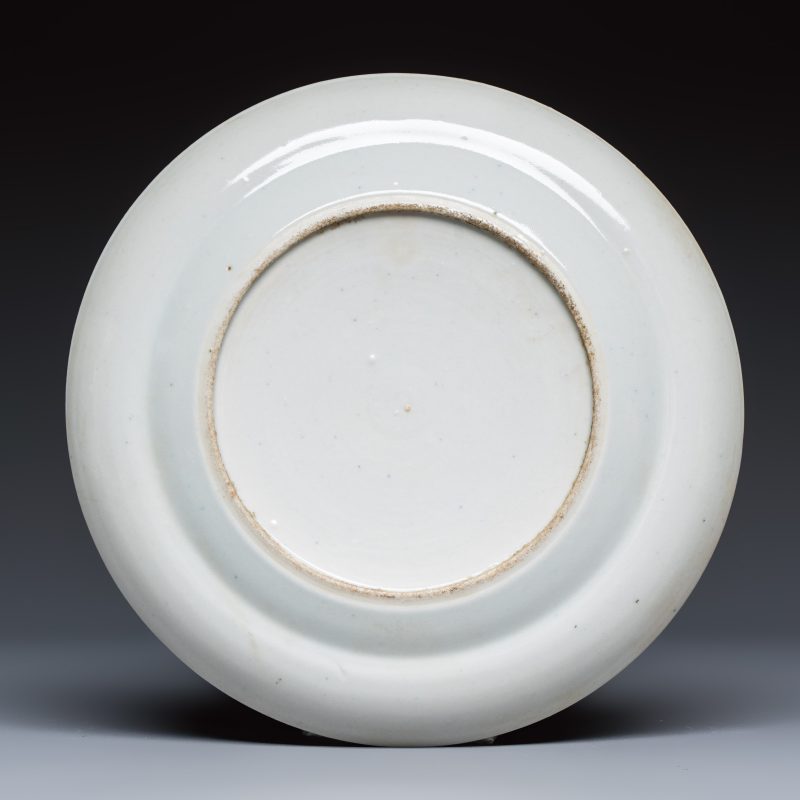 A set of six Chinese Canton famille verte plates with narrative design - 图7