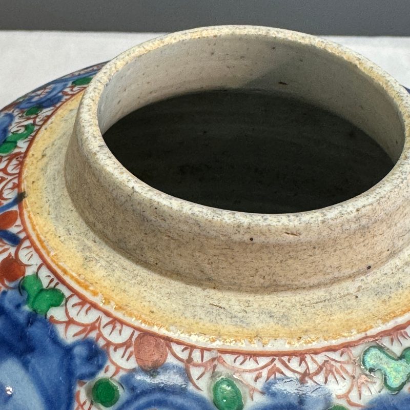 A Chinese wucai 'Peony Scroll' jar - 图20