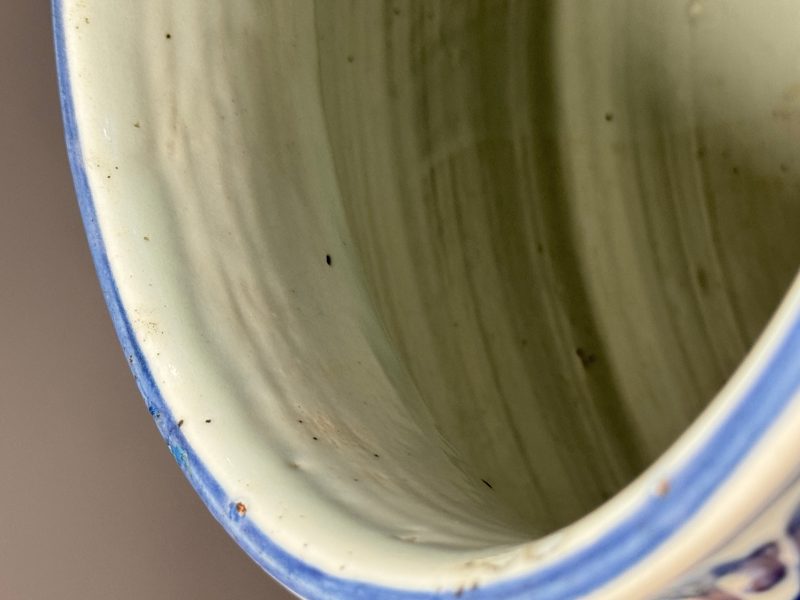 A large Chinese blue and white jar with Buddhist symbols, shells and insects - 图19