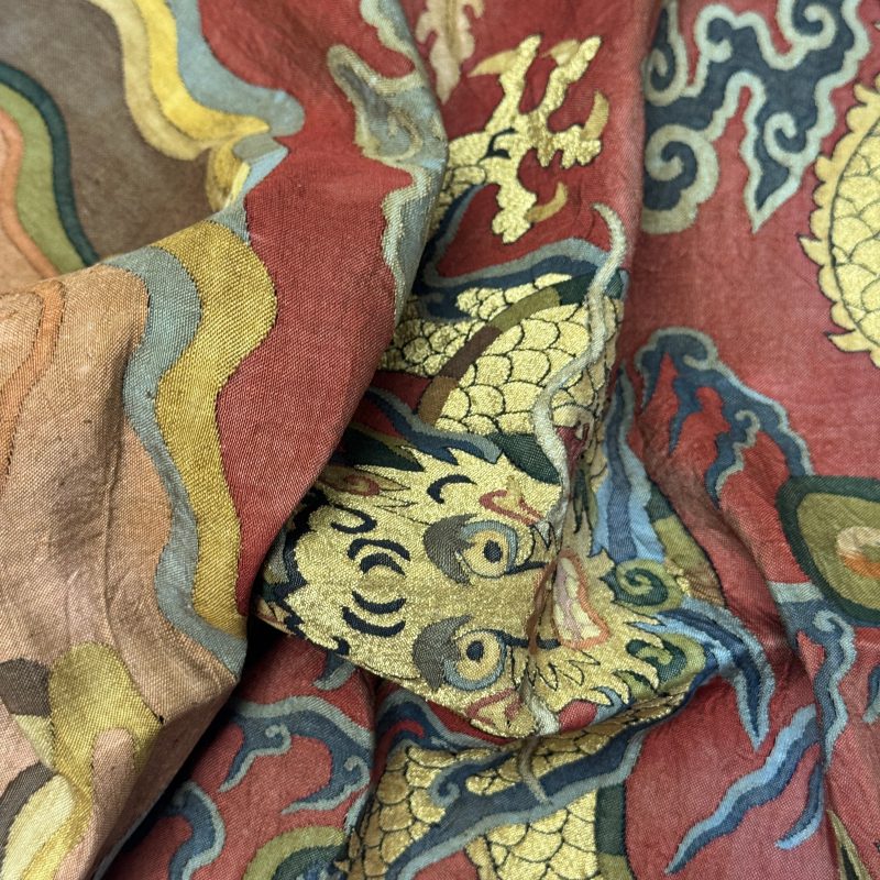 A Chinese kesi silk 'Dragons and Phoenixes' panel - 图18