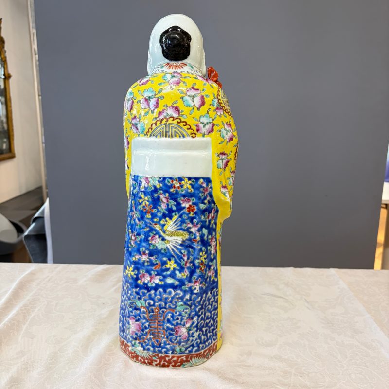 Two Chinese famille rose figures of star gods - 图19