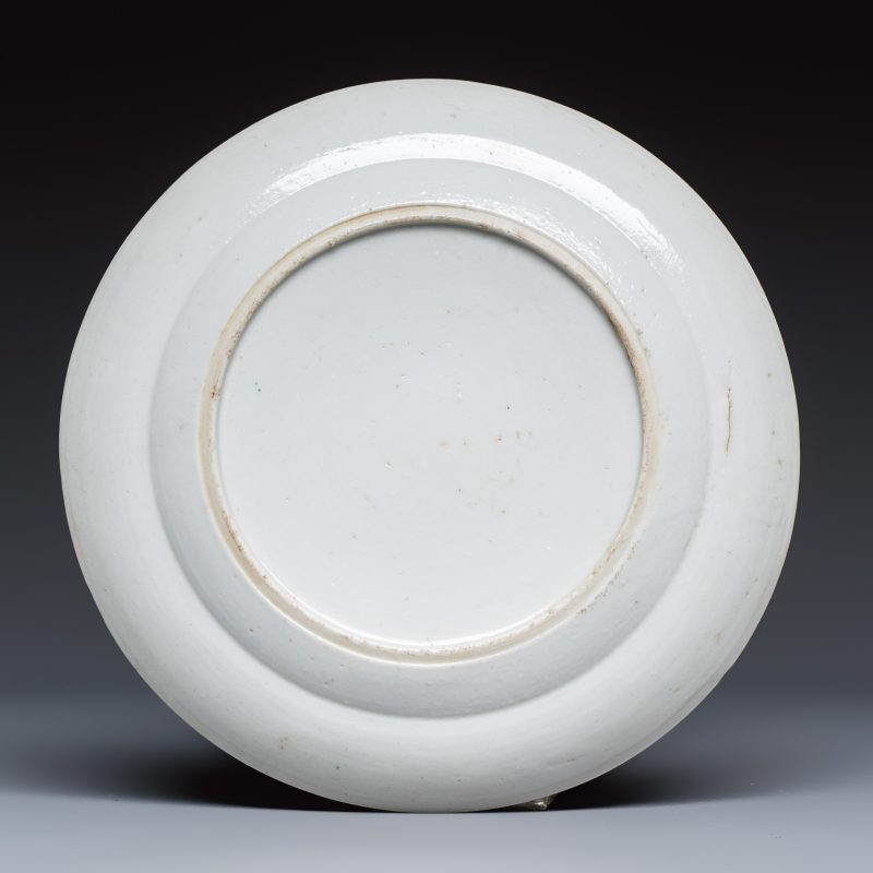 A set of six Chinese Canton famille verte plates with narrative design - 图13