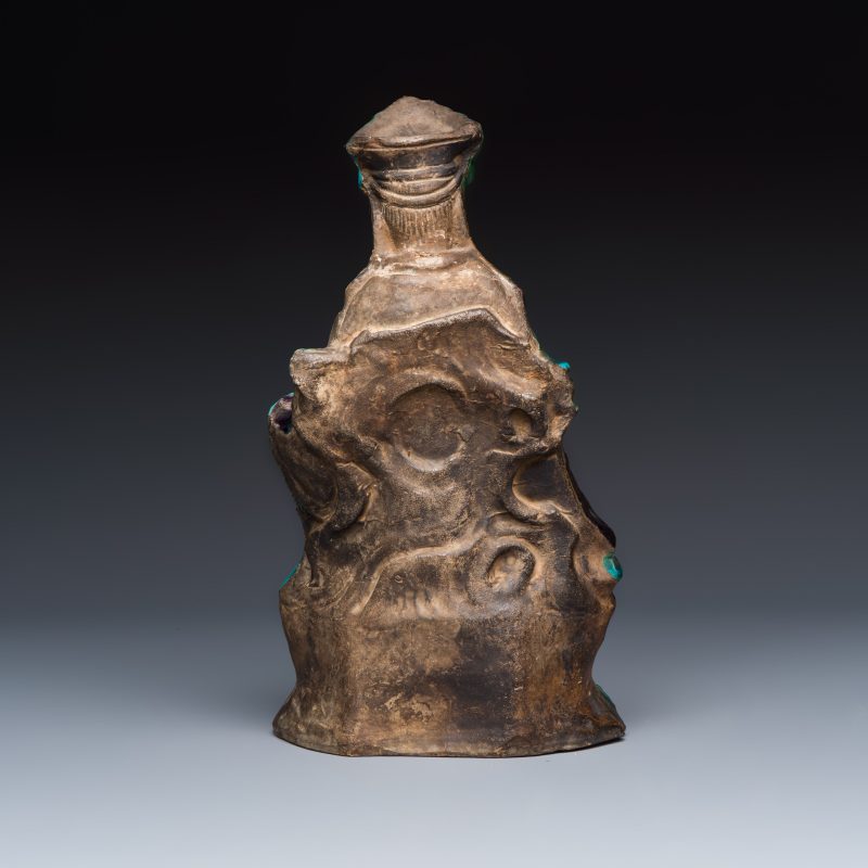 A Chinese Fahua-glazed stoneware model of Guanyin - 图3
