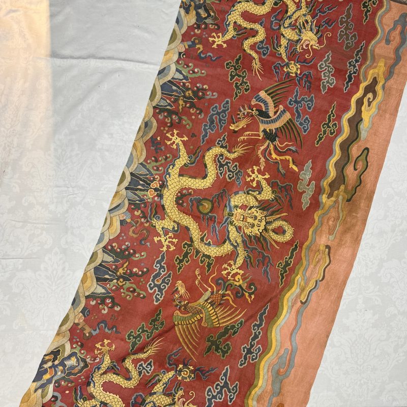 A Chinese kesi silk 'Dragons and Phoenixes' panel - 图21