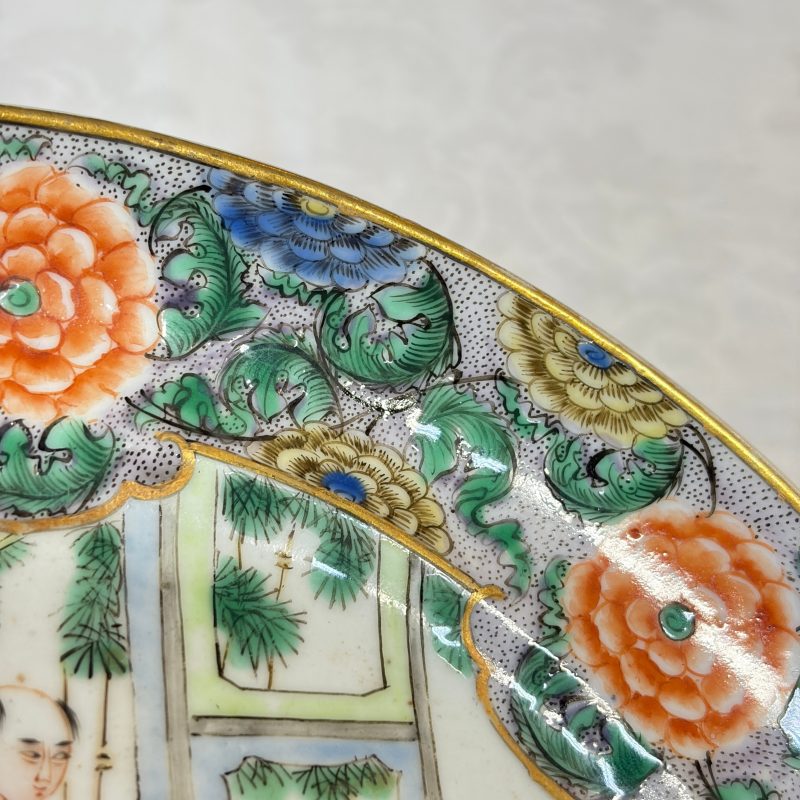 A set of six Chinese Canton famille verte plates with narrative design - 图16