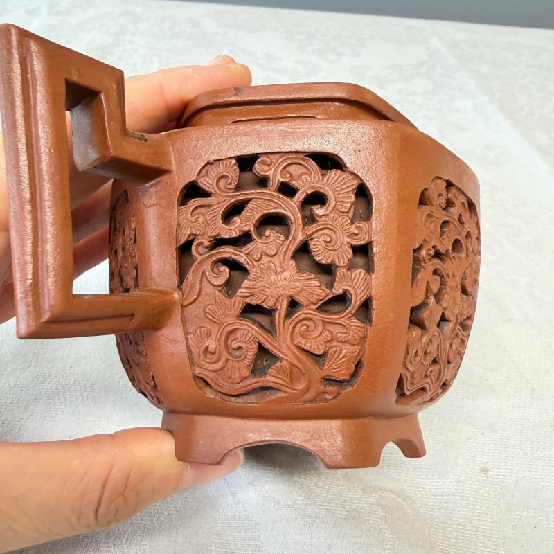 A Chinese Yixing stoneware openworked double-walled teapot and cover with floral design - 图15