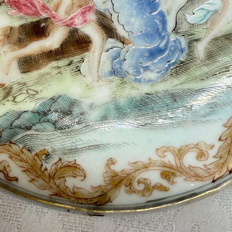 A fine Chinese famille rose mythological subject 'Arethusa, Alpheus and Diana' saucer - 图9