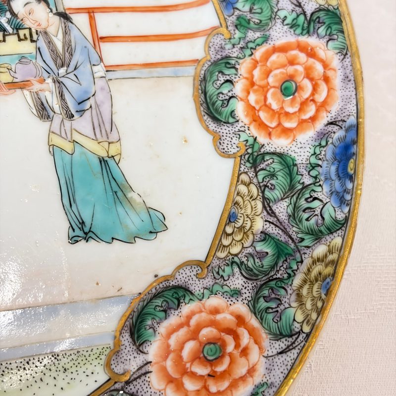 A set of six Chinese Canton famille verte plates with narrative design - 图18