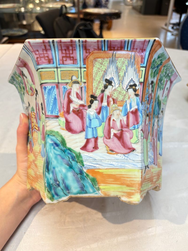 A Chinese Canton famille rose hexagonal planter and stand with narrative design - 图16