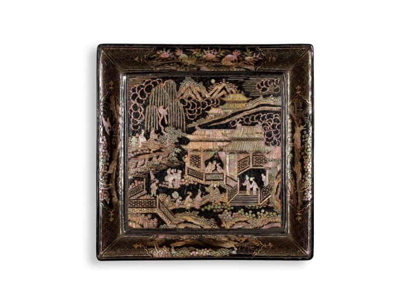 A mother-of-pearl-inlaid black-lacquer square dish, Yuan–Ming dynasty | 元至明　黑漆嵌螺鈿樓閣人物圖四方盤