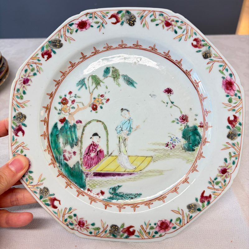 A pair of octagonal Chinese famille rose plates with a boat on a river - 图4