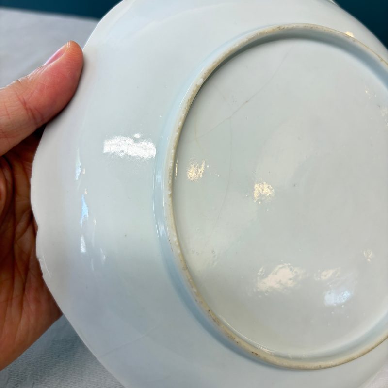 A pair of fine Chinese famille rose plates with figural design - 图10