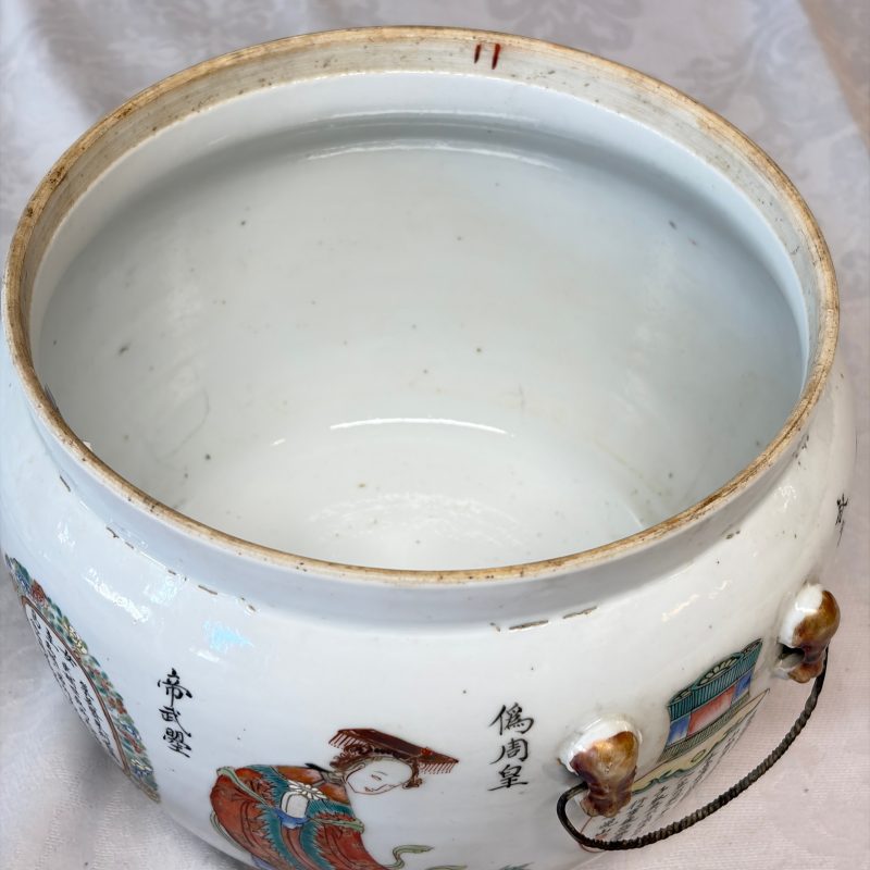 A rare Chinese famille rose 'Wu Shuang Pu' 'Kamcheng' jar and cover - 图24