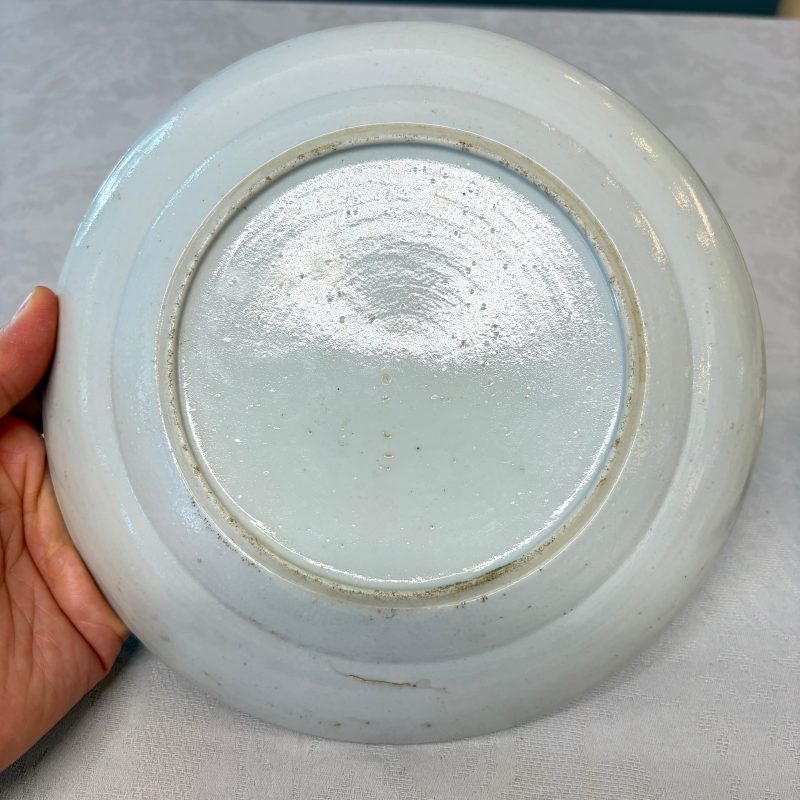 A set of six Chinese Canton famille verte plates with narrative design - 图21