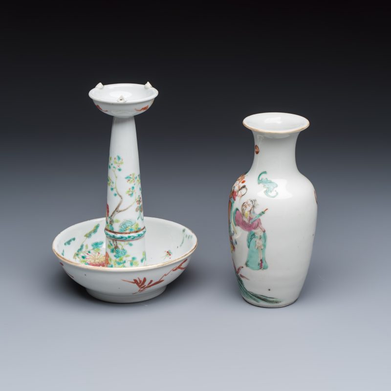 Four Chinese famille rose wares, one with gilt-bronze mounts - 图3