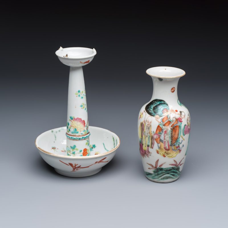Four Chinese famille rose wares, one with gilt-bronze mounts - 图2