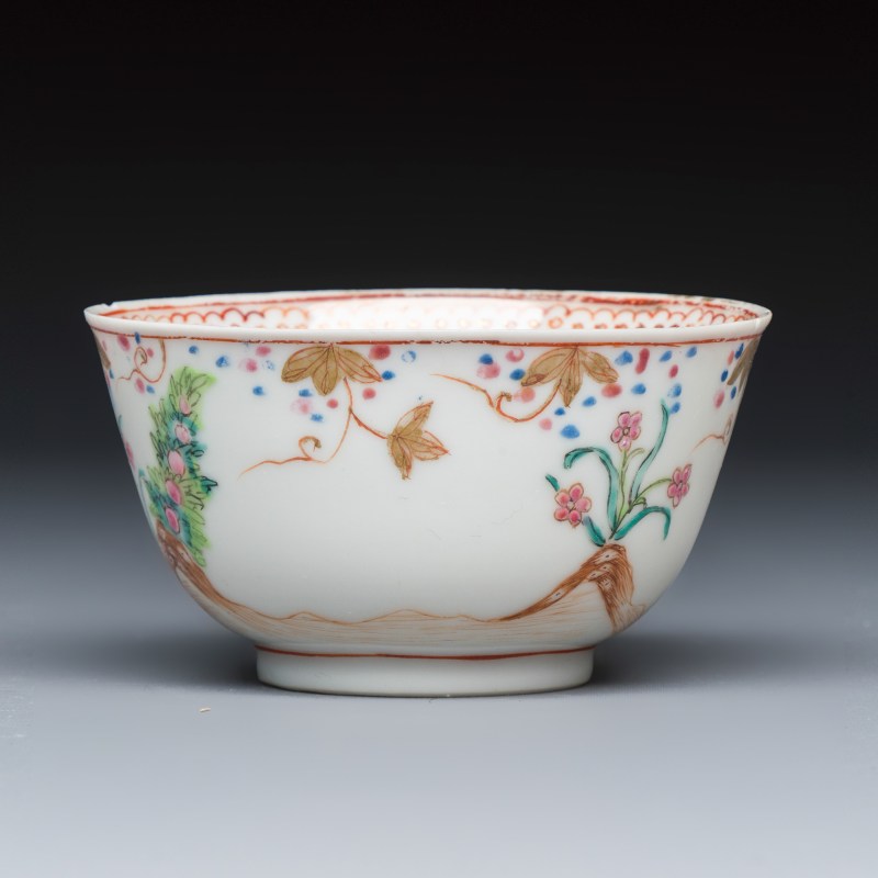 A rare Chinese famille rose export tea bowl and saucer with 'Apollo Playing the Lyre' - 图6