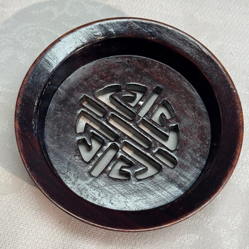 A Chinese wucai 'Peony Scroll' jar - 图32