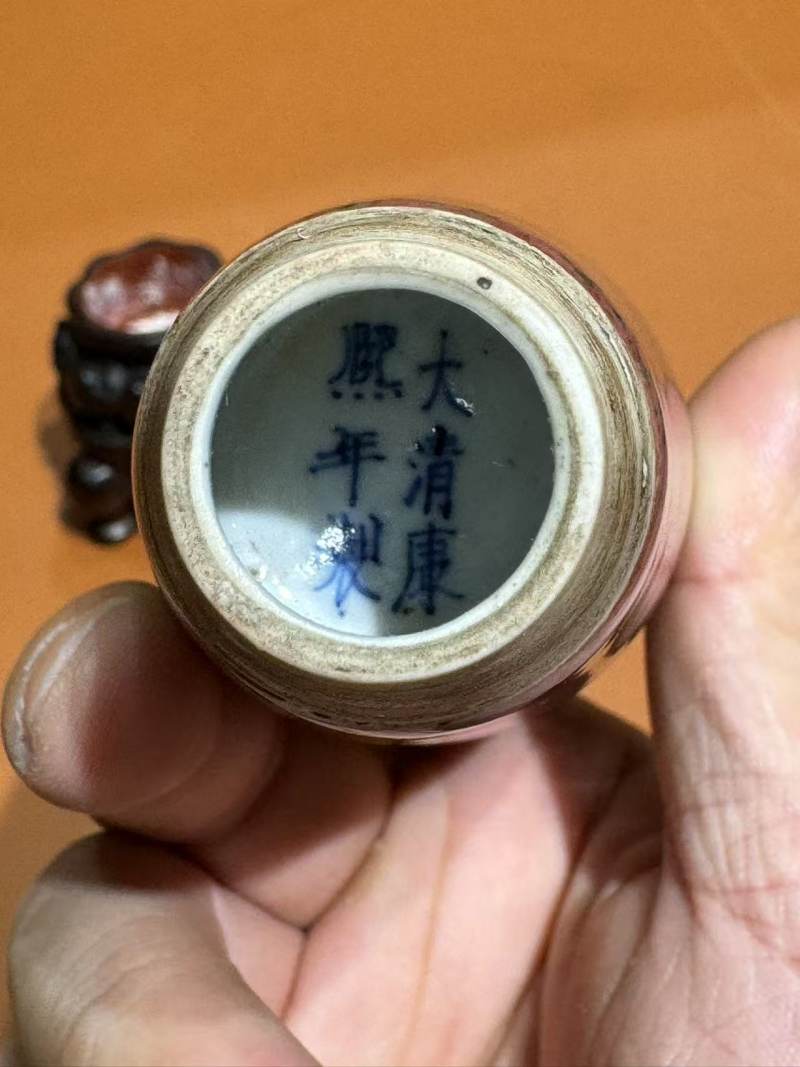 清晚期 豇豆红釉柳叶瓶 - 图11