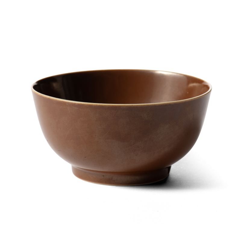 A café-au-lait-glazed bowl, Daoguang mark and of the period (1821-1850) - 图1